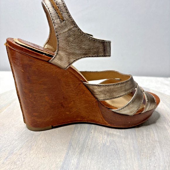 Frye Metallic Leather Wedge Sandals – Bronze Ankle Strap & Wood Platform 7 - Picture 6 of 11